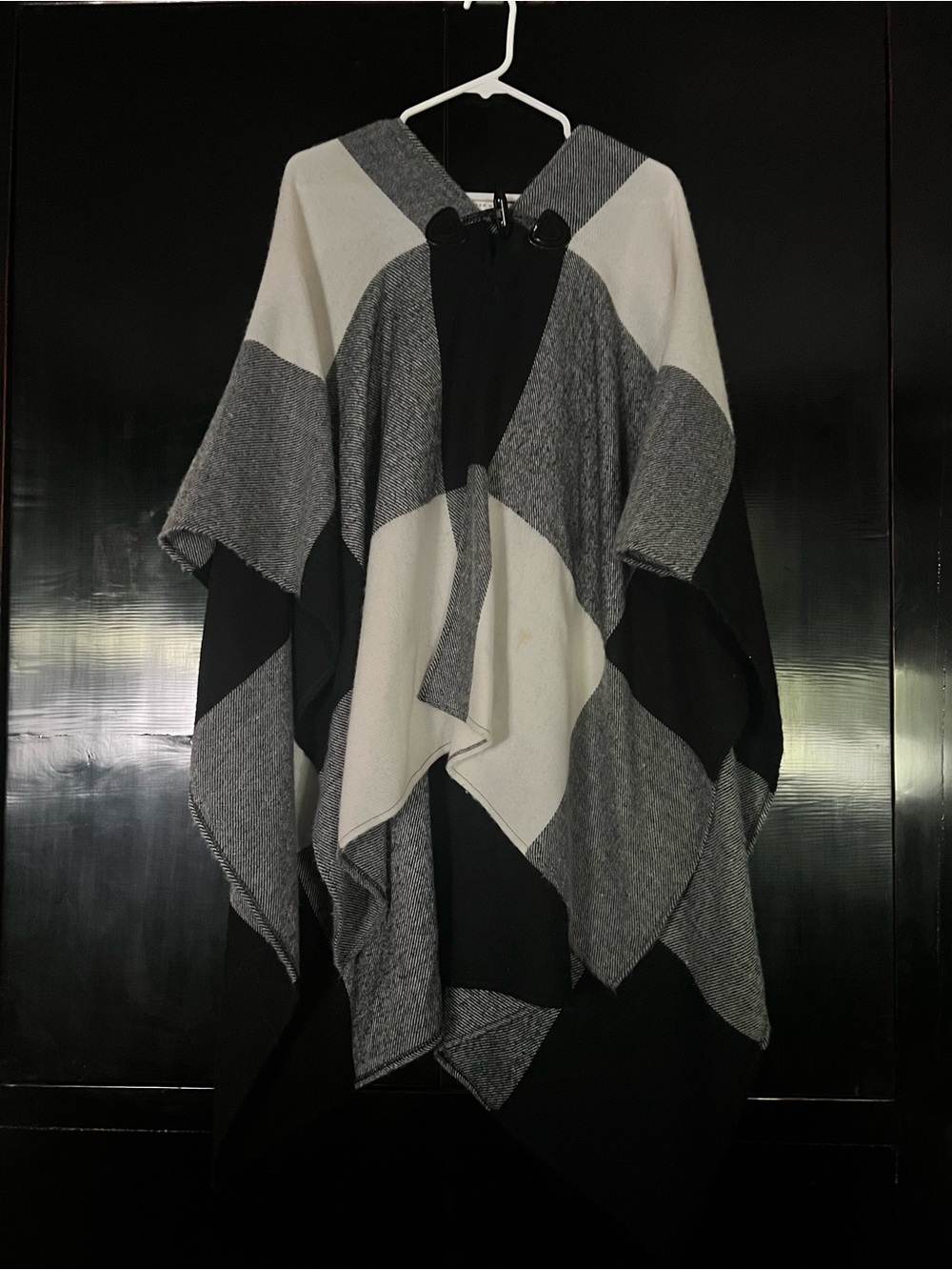 Peter Nygard Black, Gray & Cream Checked Poncho